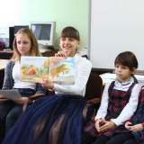 изображение: Фото 19. 2018.10.23 Елизавета Лабодина в гимназии №35. Объединение детских библиотек Тольятти