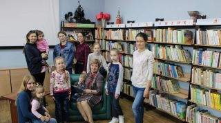 Травка зеленеет, солнышко блестит... Травка зеленеет, солнышко блестит...