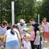 изображение: Фото 7. 2022.06.05 День города в сквере 50-летия АВТОВАЗа. Объединение детских библиотек Тольятти