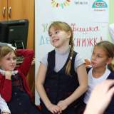 изображение: Фото 51. 2018.10.23 Елизавета Лабодина в гимназии №35. Объединение детских библиотек Тольятти