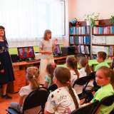 изображение: Фото 1. 2022.06.02 Встреча с А. Васнецовой в ДБ№10. Объединение детских библиотек Тольятти