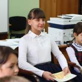изображение: Фото 34. 2018.10.23 Елизавета Лабодина в гимназии №35. Объединение детских библиотек Тольятти
