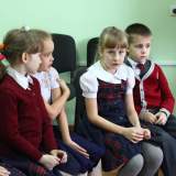 изображение: Фото 6. 2018.10.23 Елизавета Лабодина в гимназии №35. Объединение детских библиотек Тольятти